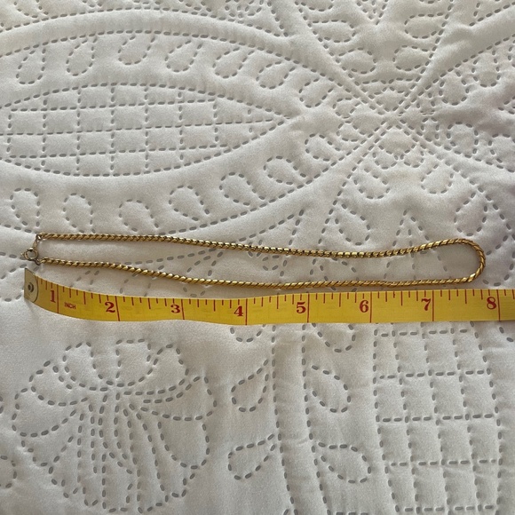 Gold-tone necklace - Picture 3 of 5